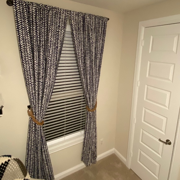 Pottery Barn - Broken Arrow Curtains - Picture 1 of 2